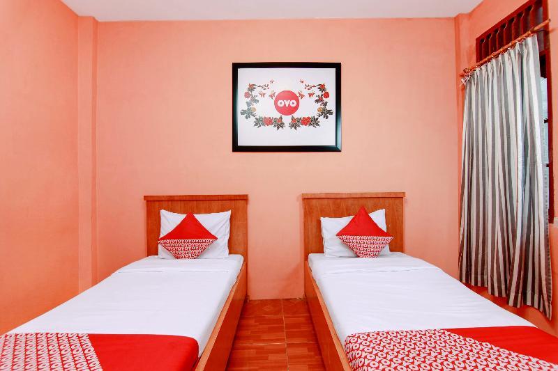 Reddoorz At Serdika Pavilion Berastagi Exterior foto