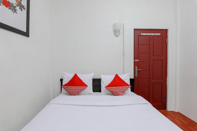 Reddoorz At Serdika Pavilion Berastagi Exterior foto